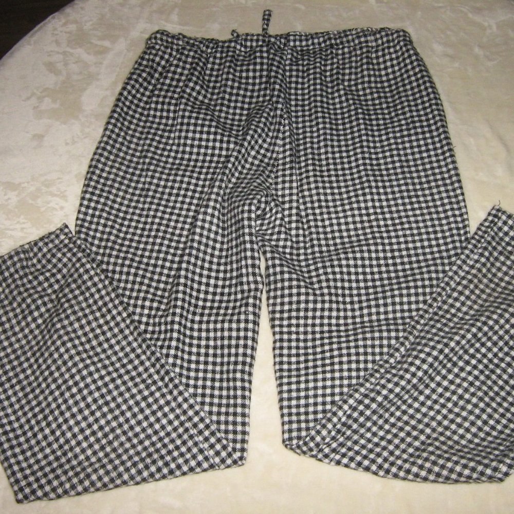 Ladies Pajama Bottoms Size Medium  $5.00 AS AN ADD ON ITEM
